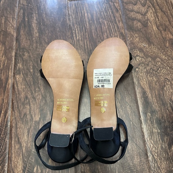 Camille La Vie Elegant Black Heels with Sparkling Accents - Picture 5 of 7